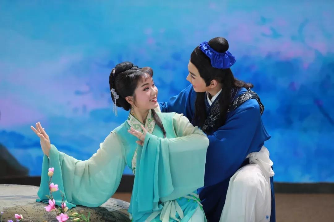 最新最全的四季结婚对联大全,经典十一字结婚对联集锦