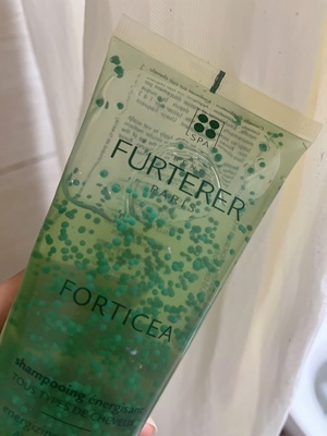 洗发水白绿瓶,洗发水馥绿德雅