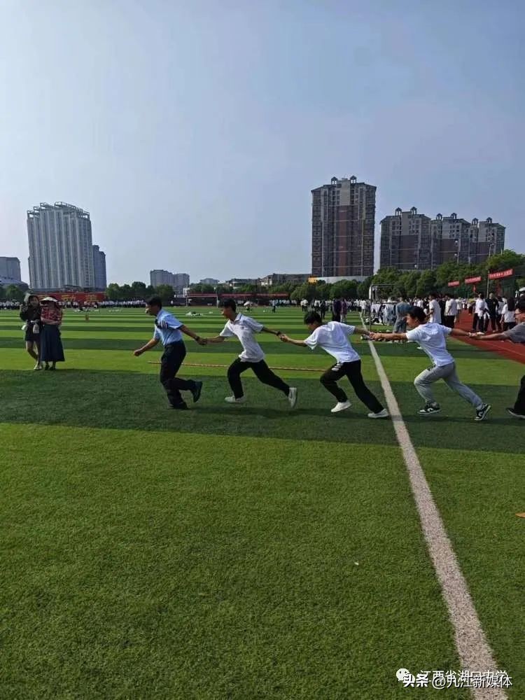 凝心聚力湖口中学,湖口中学励志演说