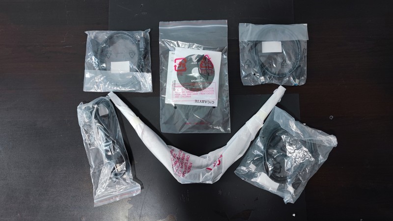 技嘉aorusad27qd电竞显示器,技嘉aorusfi27q评测