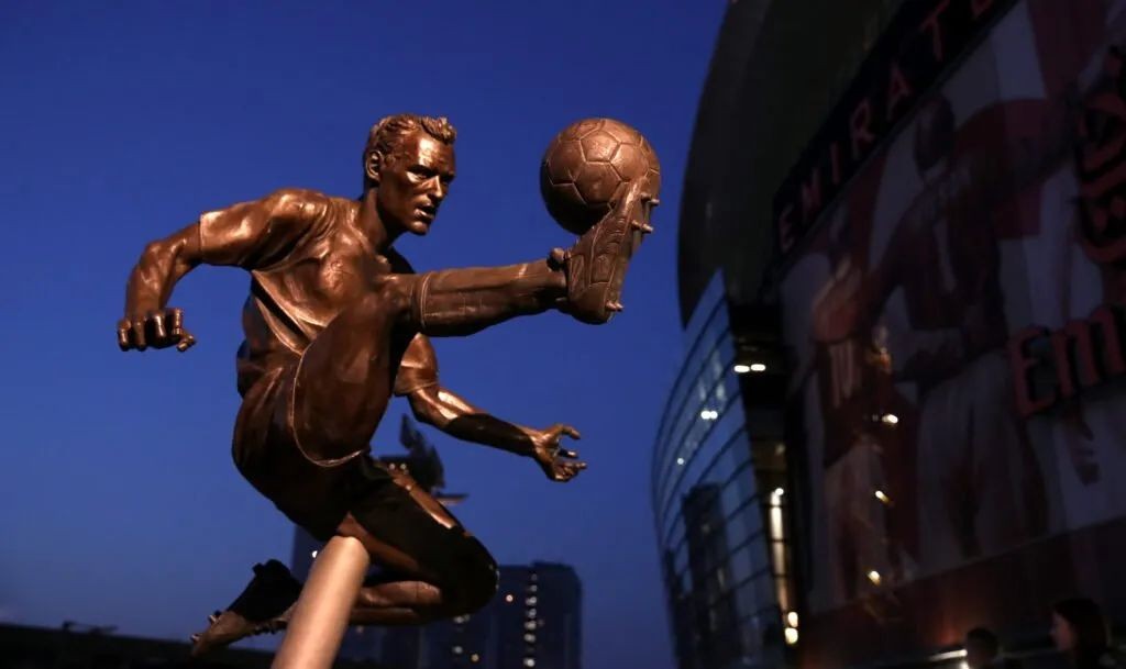 不会飞翔的荷兰人博格坎普,不会飞的荷兰人冰王子博格坎普