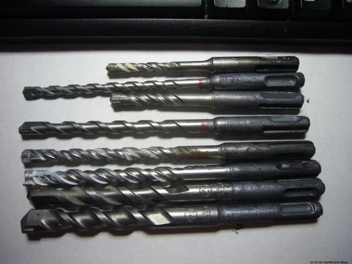 怎样选家用打孔电钻,电钻如何选择钻头和膨胀螺丝