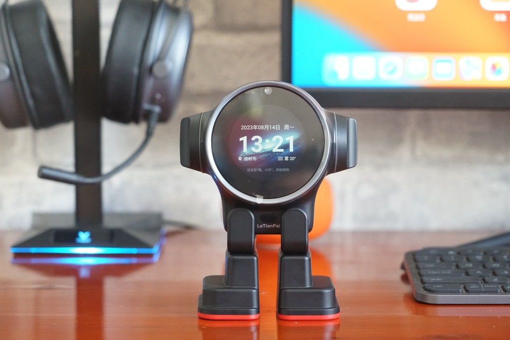 乐天派和emo桌面机器人,乐天派桌面机器人开箱