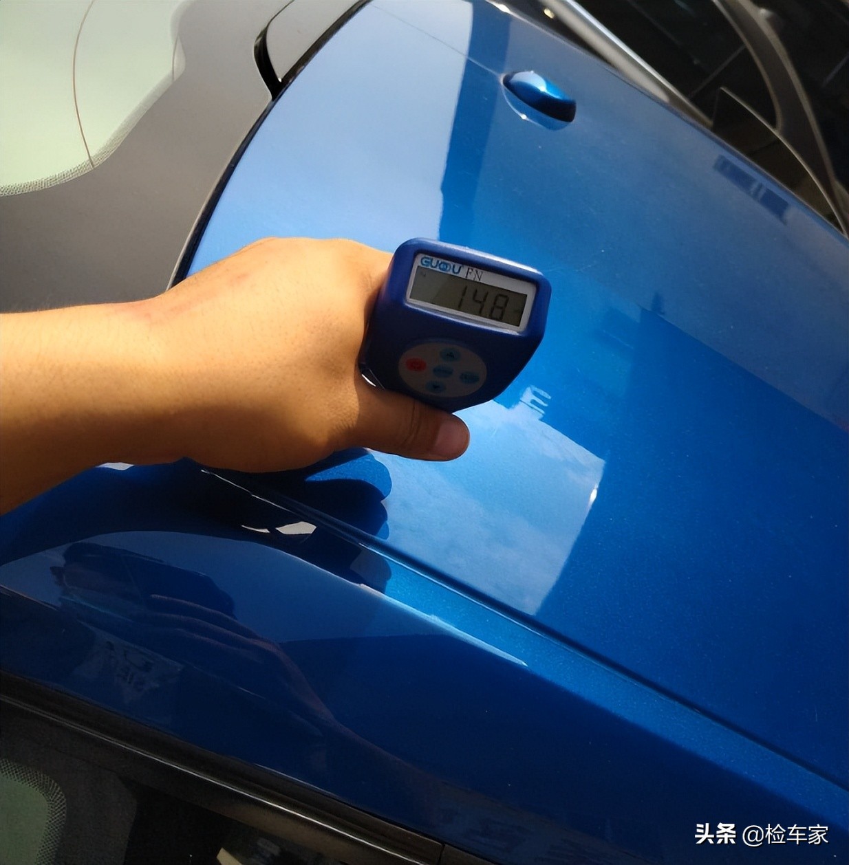 小伙子买了一台福特野马,小伙子买福特野马