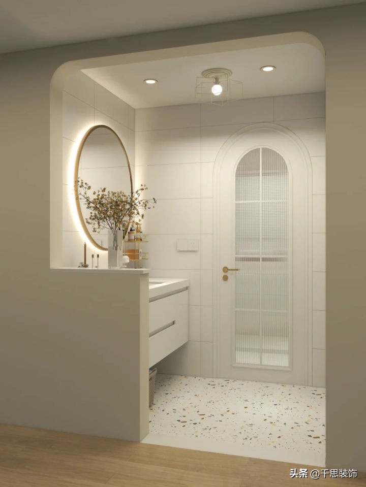 卫生间一般必备哪些灯,卫生间灯光不够装什么灯好