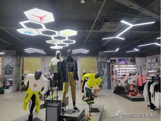 琼海耐克阿迪达斯折扣店加盟,阿迪达斯耐克折扣店代理模式