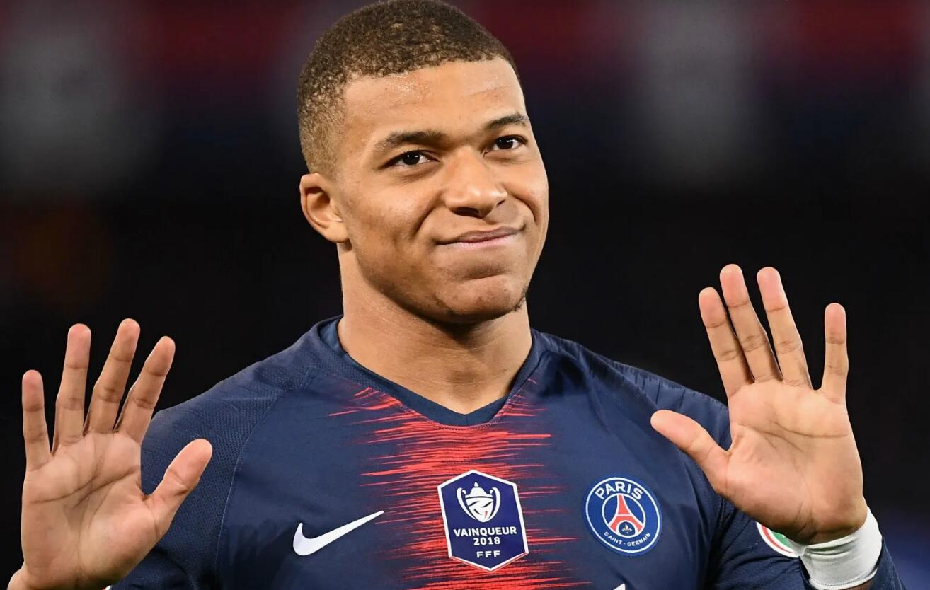 姆巴佩vs罗本谁更强,姆巴佩格策