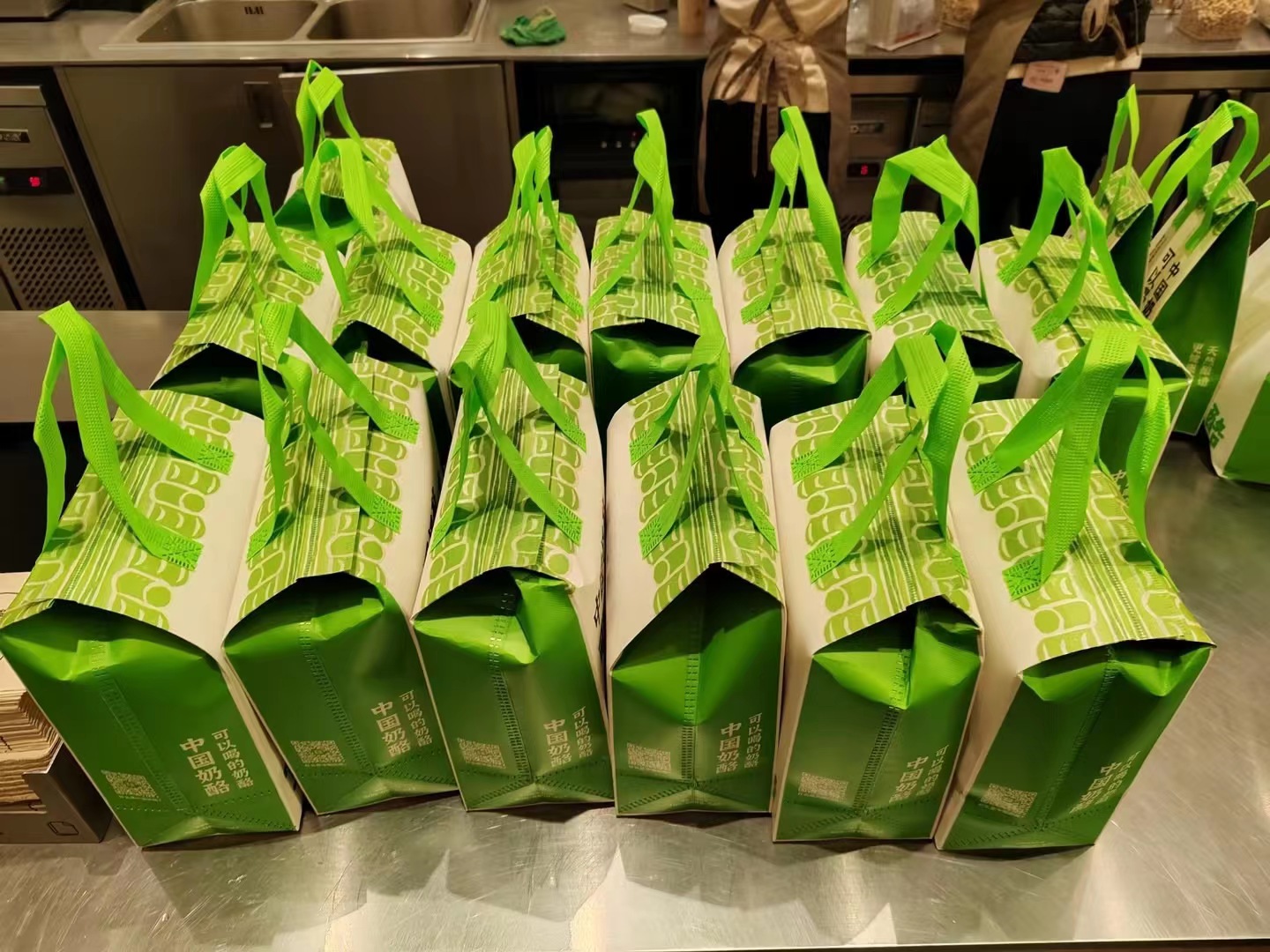 宝珠奶酪酸奶加盟,爆珠酸奶加盟费