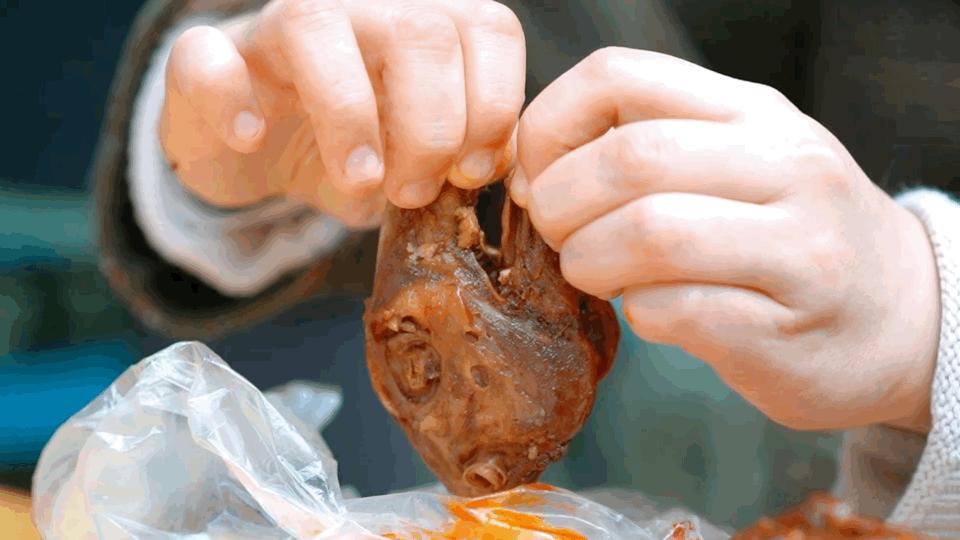 来成都必吃的三十种小吃,成都美食攻略十大必吃小吃排行榜