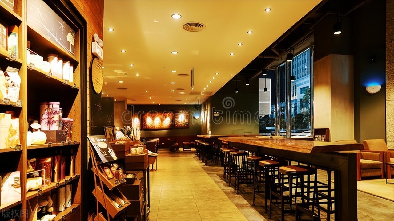 星巴克坐一天的人实拍,星巴克坐一天的人