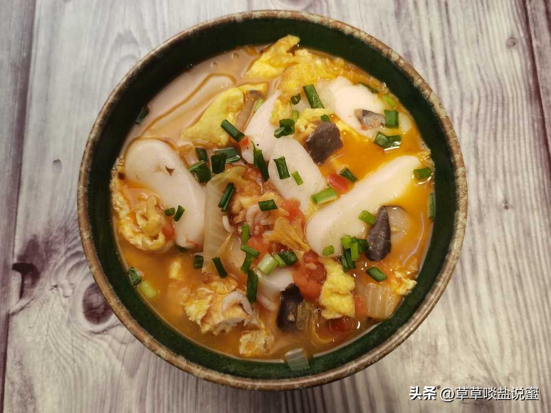 番茄三鲜汤 (早餐喝番茄金针菇鸡蛋汤的好处)