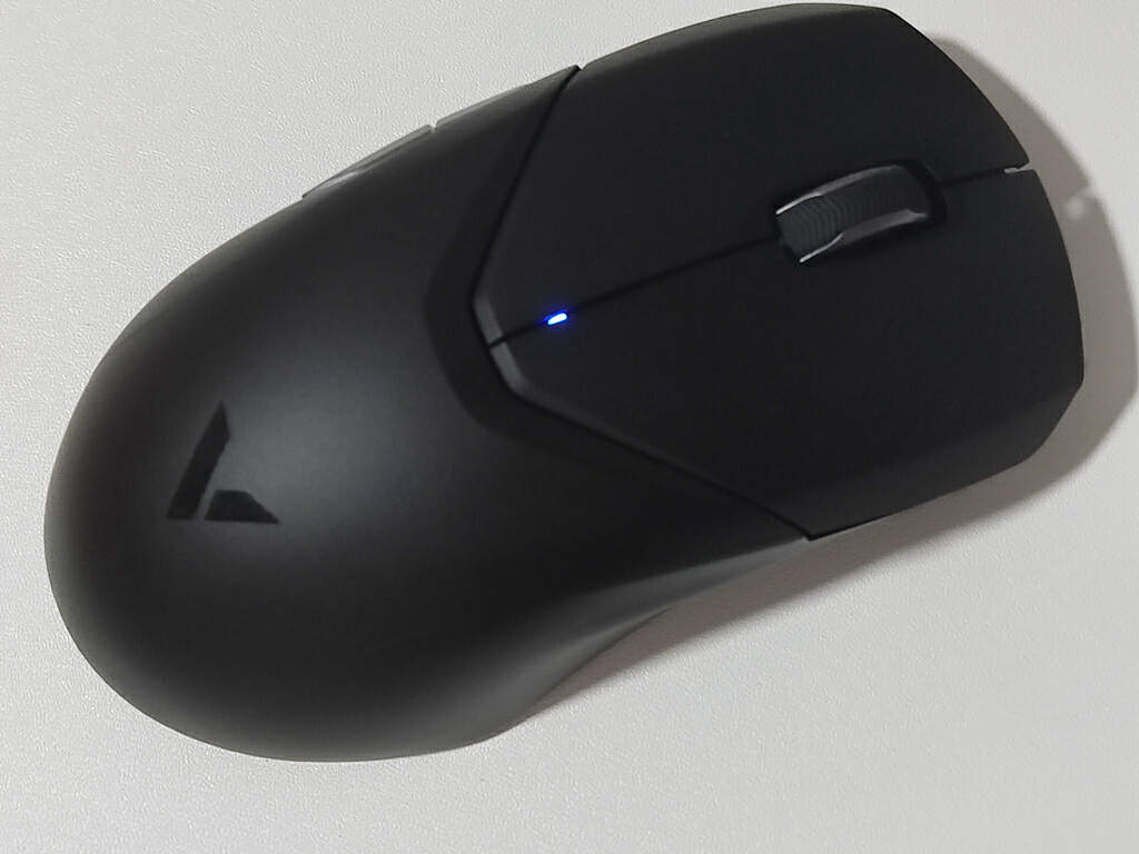 小巧灵敏黑科技雷柏vt9pro鼠标,雷柏rapoovt9pro无线游戏鼠标