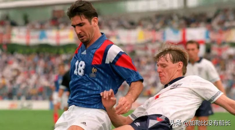 世界足球十大球星退役,世界十大退役球星排名