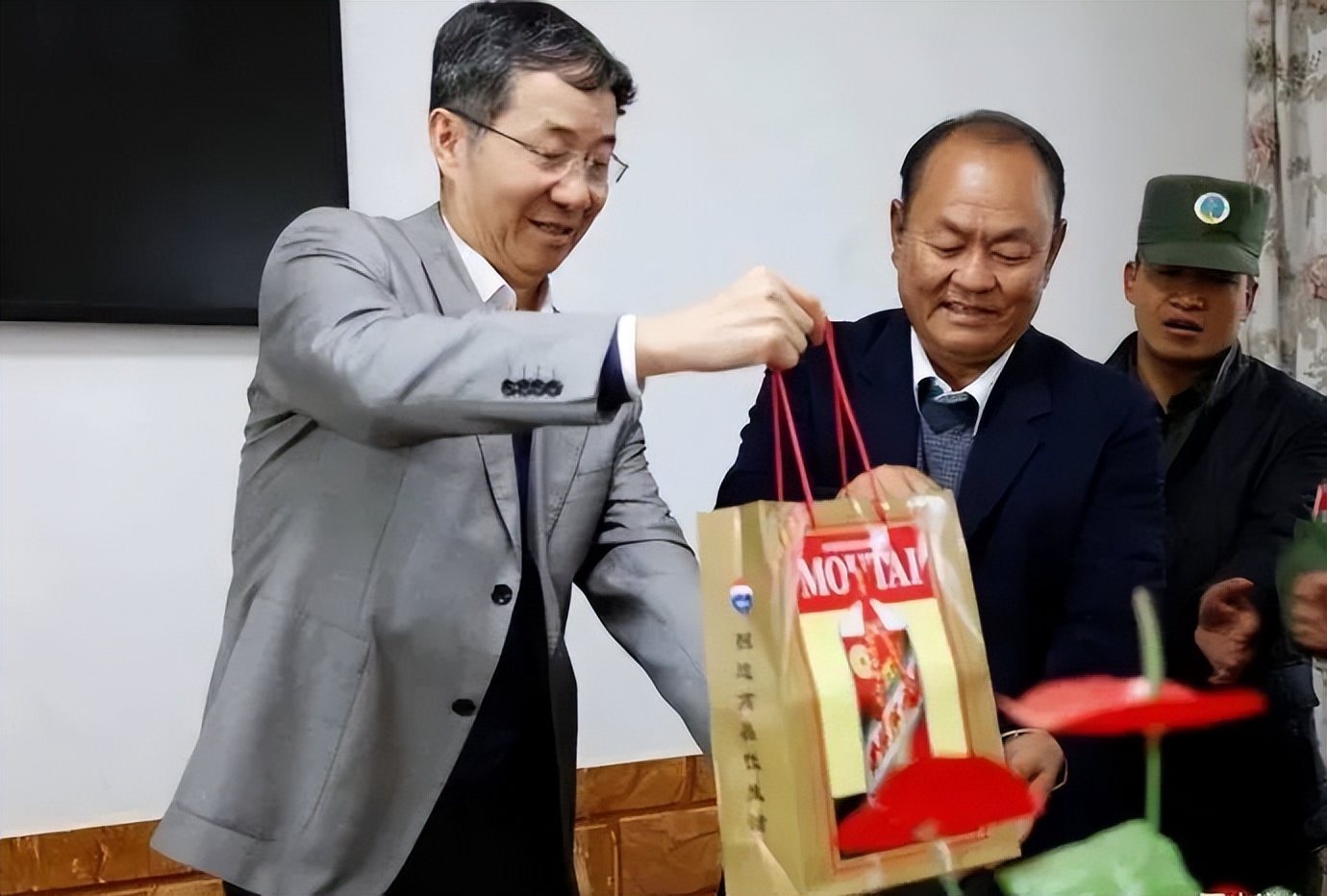 李赛高是不是诈骗犯,李赛高真的是诈骗犯吗