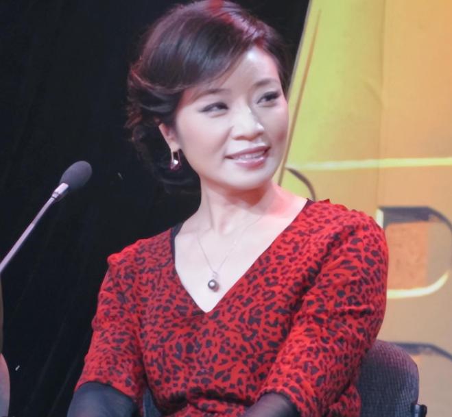 李丹阳她妈妈的葬礼全过程视频,歌唱家李丹阳父亲多少岁去世