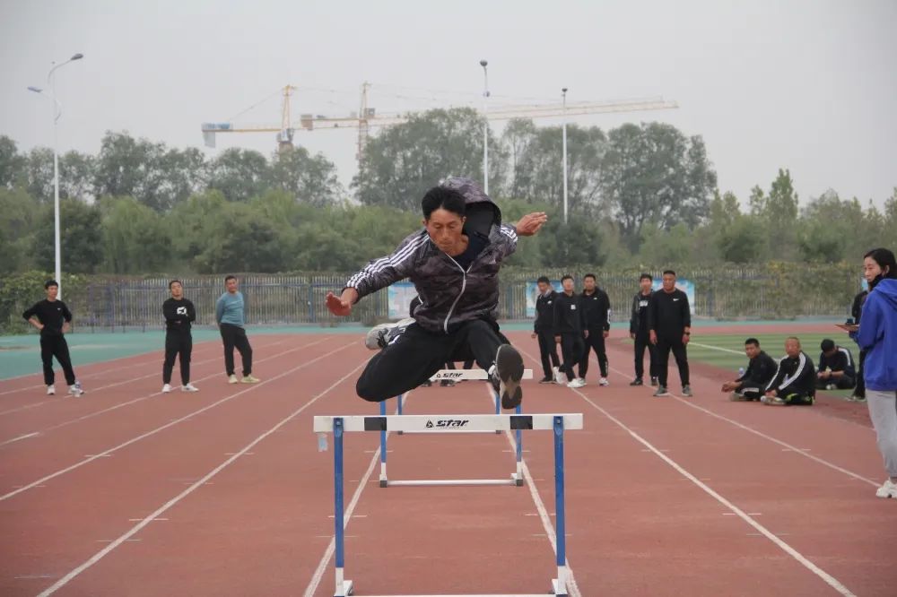 唐山市体育教师基本功大赛双杠,曹妃甸体育基本功大赛