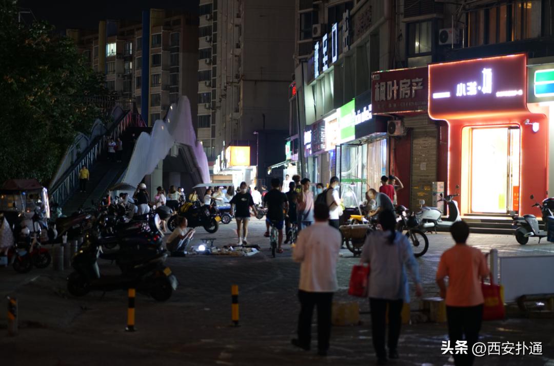 高新大都荟摆摊夜市在哪个位置,高新大都荟摆摊