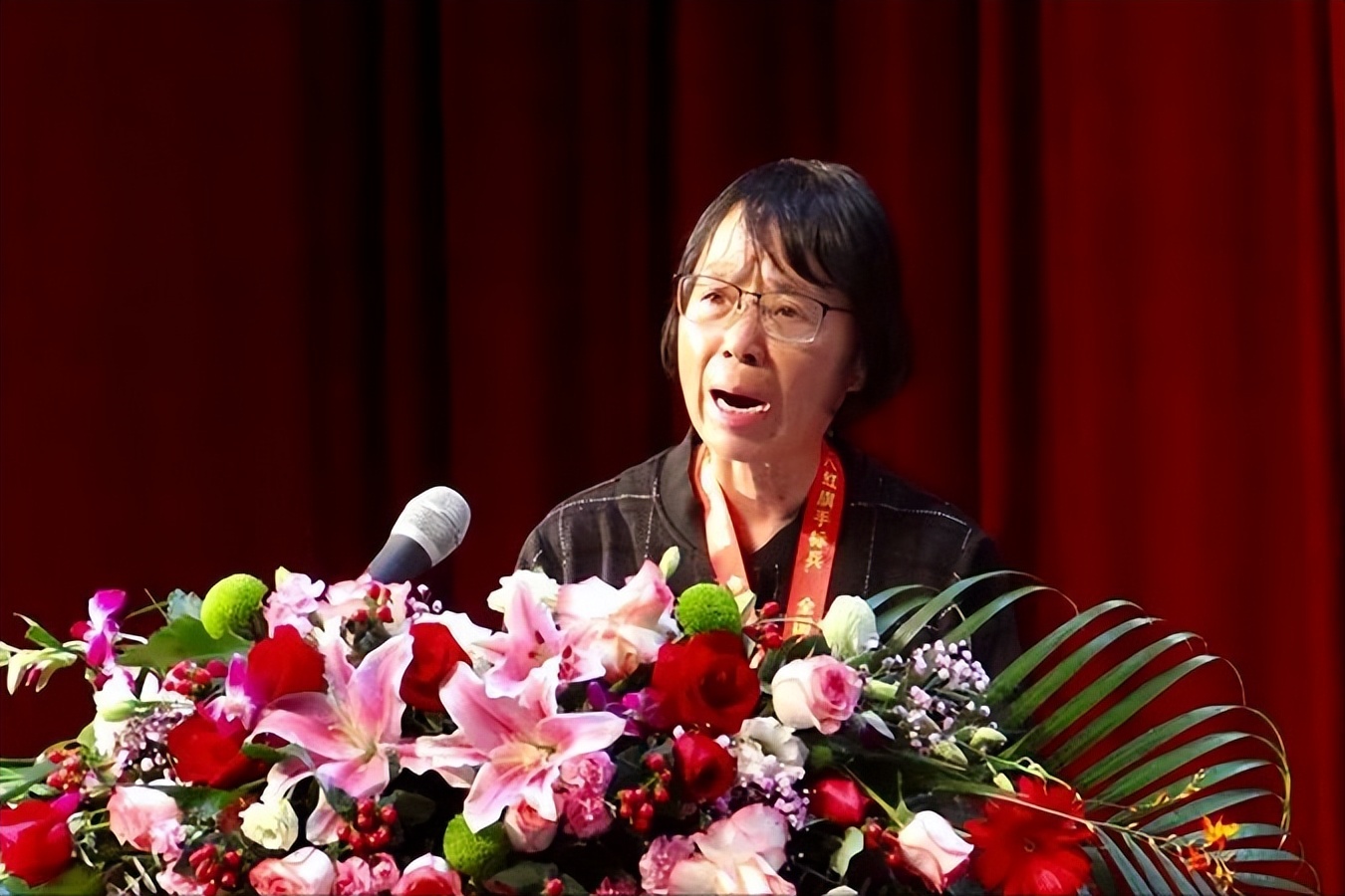 张桂梅有几个学生考上清华北大,张桂梅的学生考不上清华北大