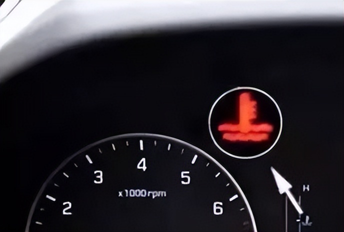 仪表盘哪些故障灯亮了赶快停车,仪表盘上所有灯都亮代表什么