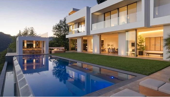 HYBE方时赫350亿韩元购买LA富人区豪宅，规模堪比五星级酒店