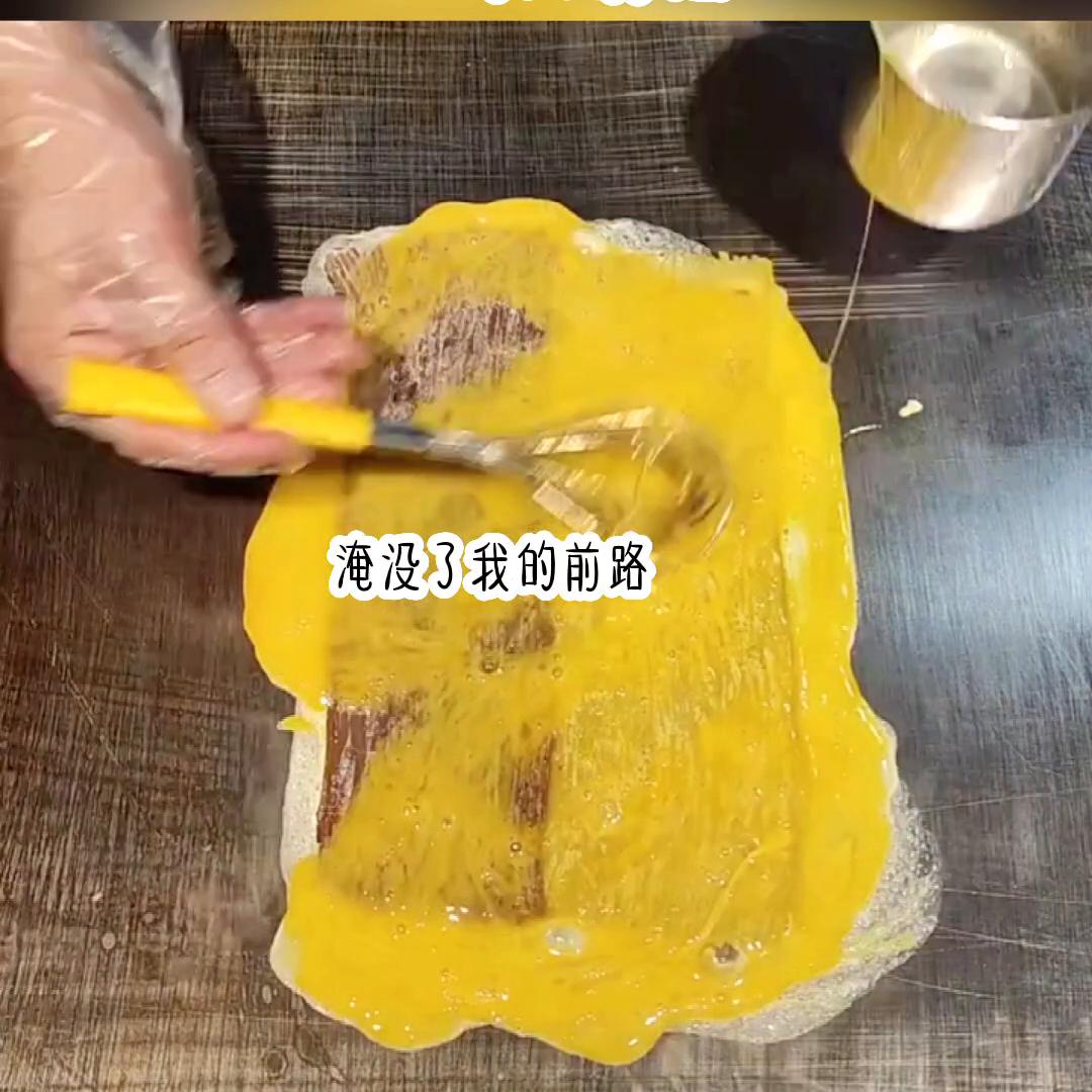 路边捡回来的男人，竟是当今太子#解压