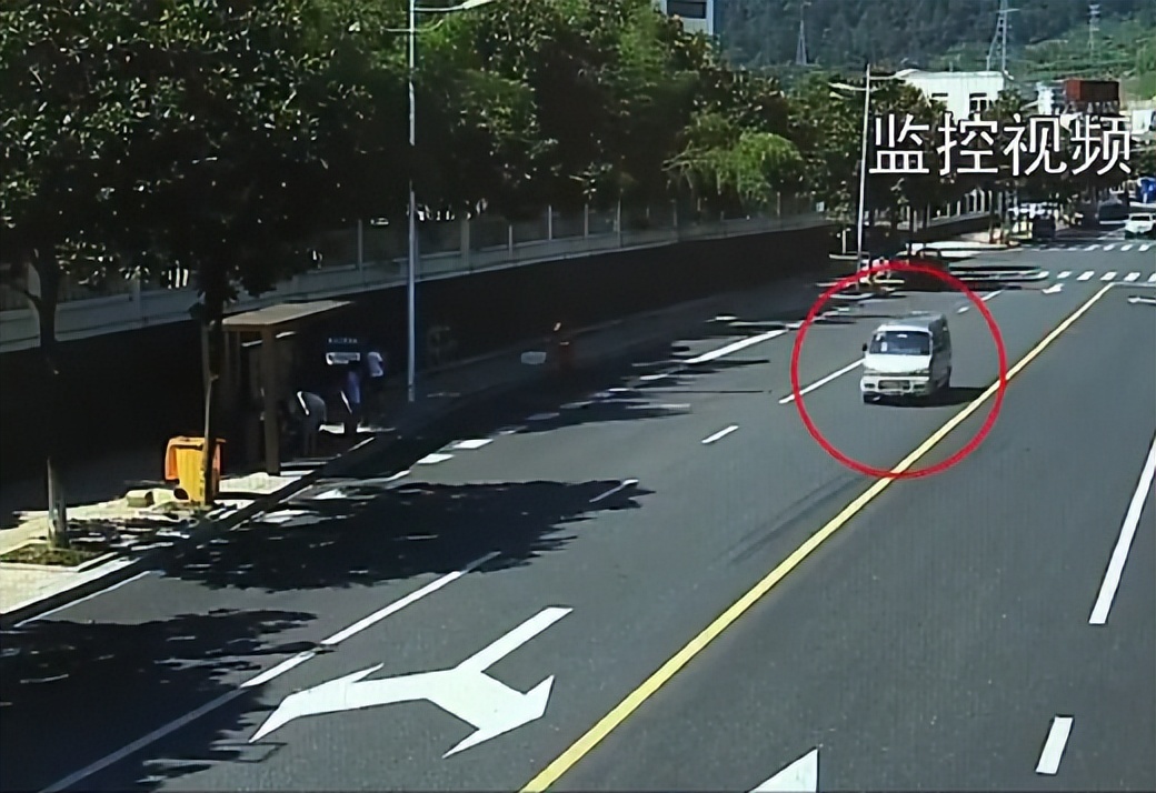 消失的她更衣室消失是真实案件吗,电影消失的她三个事件原型