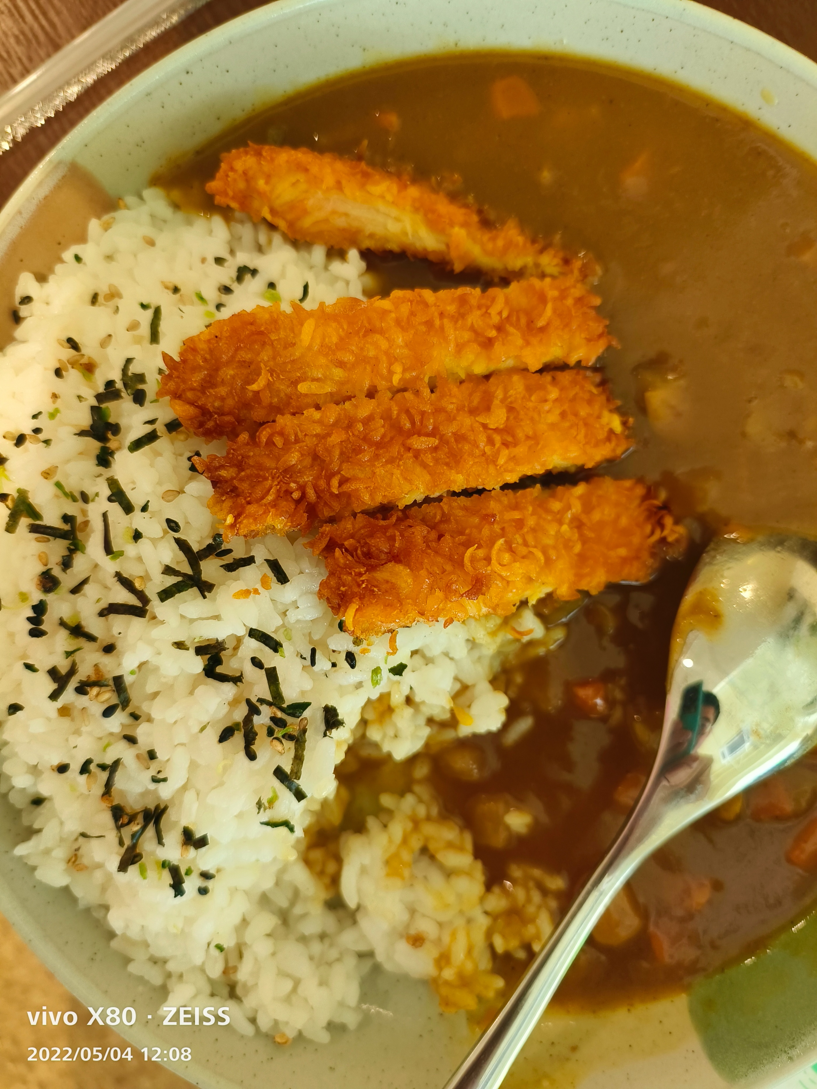 vivox80pro天玑9000吃鸡画质,vivox80pro旅程版抗摔测试