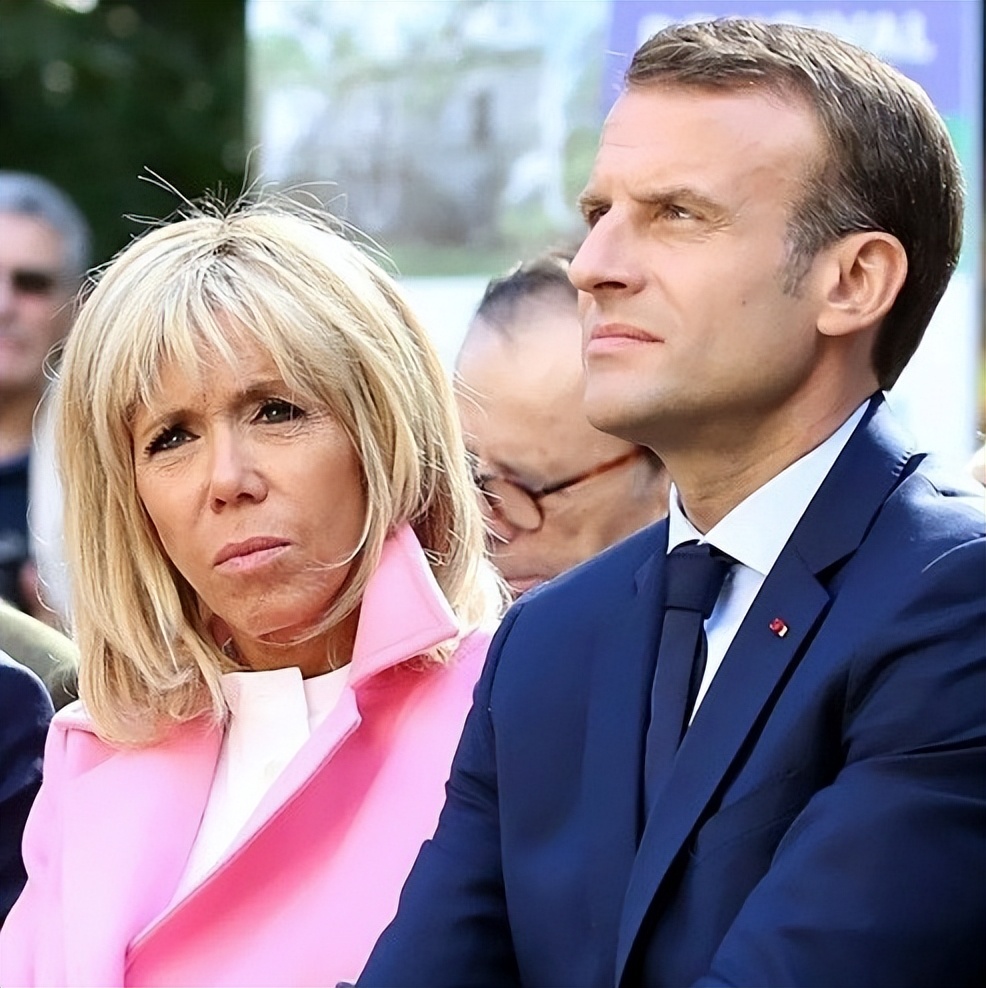 马克龙和巴西总统互怼,马克龙回法国最新言论