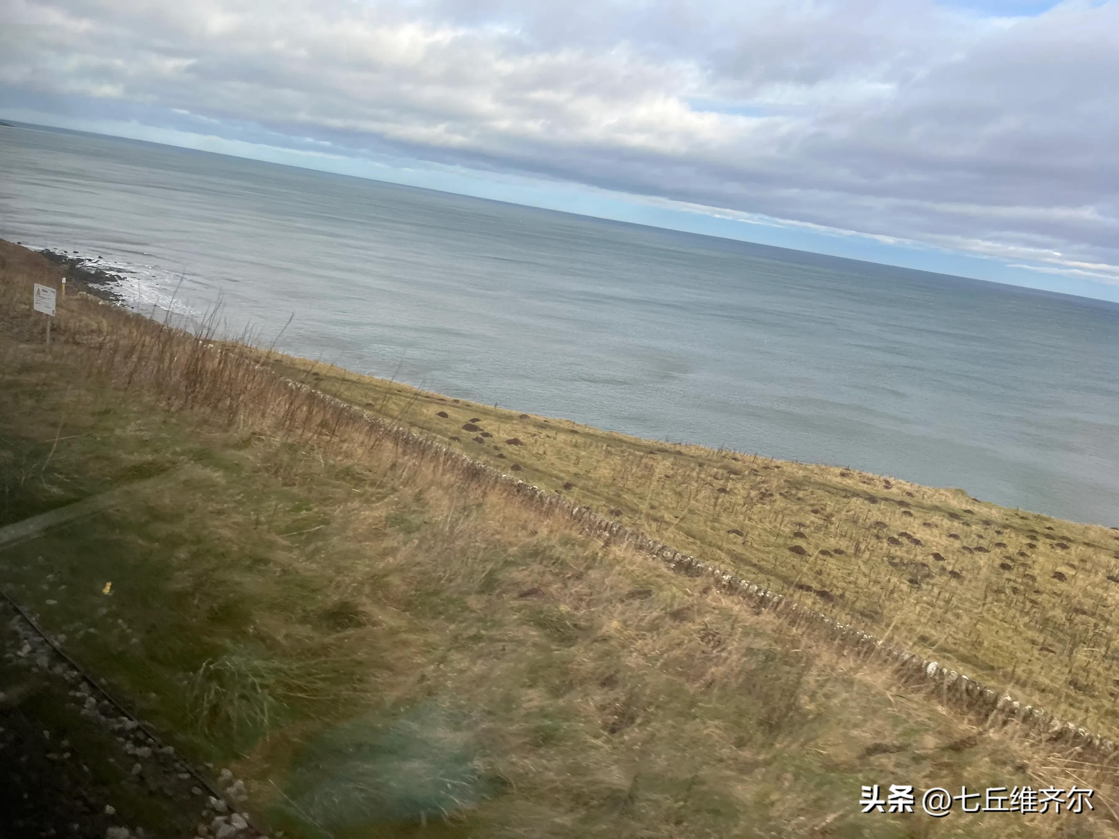 牛羊满圈的上联下联,水肥草美牛羊壮上联