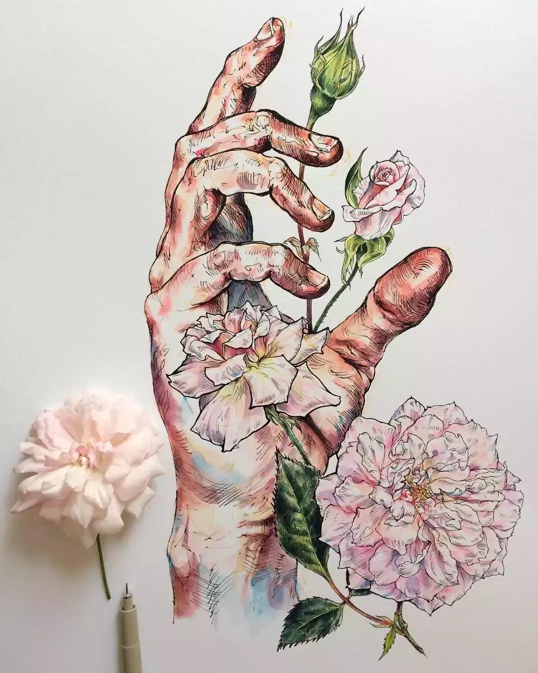 把手张开，才能争取更多机会，把手合隆，就能牢牢把握住机遇