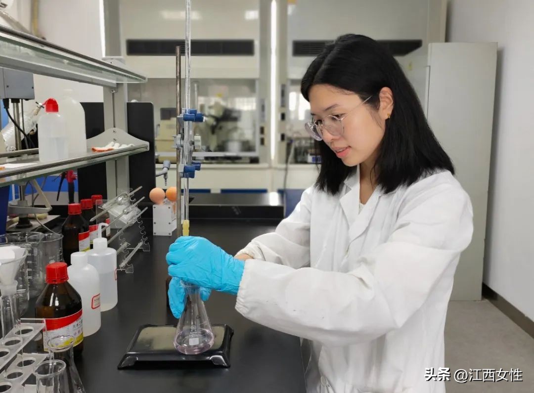 宸惧讣鍒涙柊鍒涗笟琛屽姩浜嬭抗,璧i劚宸惧讣