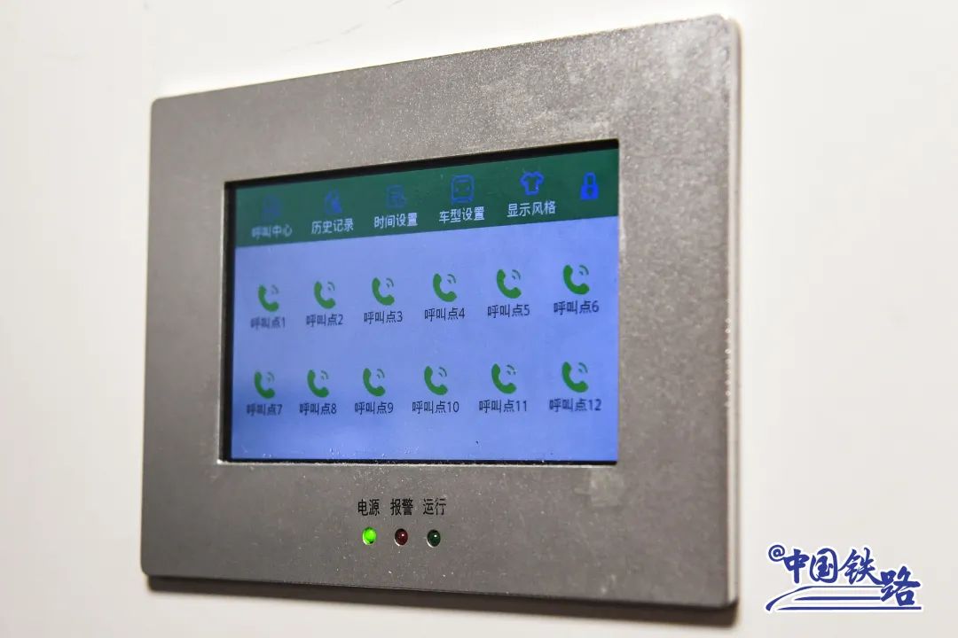 复兴号d728动卧一等卧是什么样的,复兴号二等卧啥样