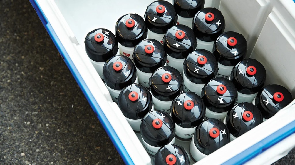 骑车怎么补水,夏天骑车补水还要补什么