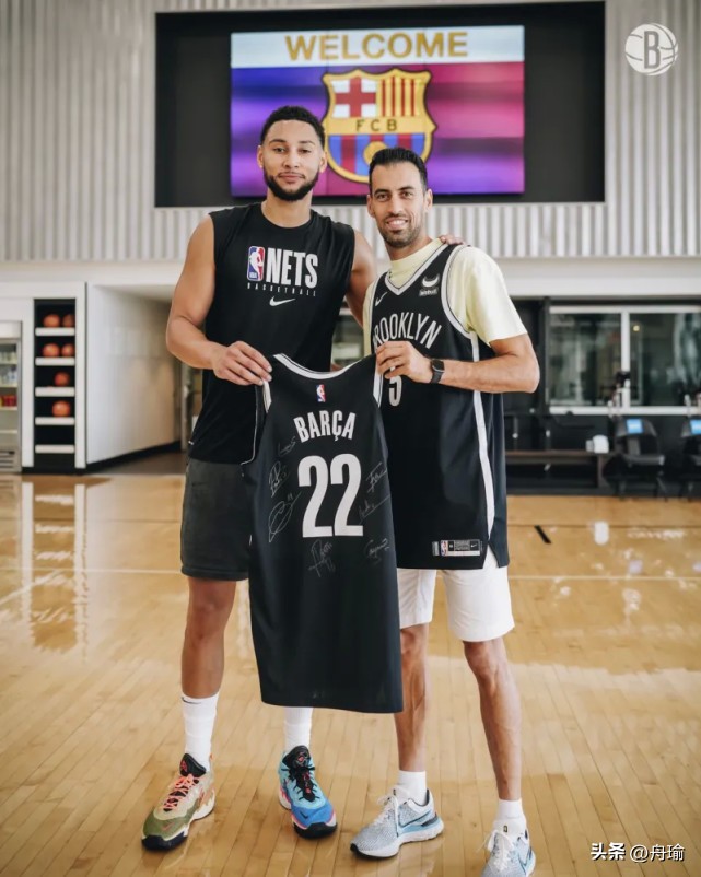 一夜消息汇总：骑士等待詹皇，湖人想用眉威换杜欧，勇士官方整事