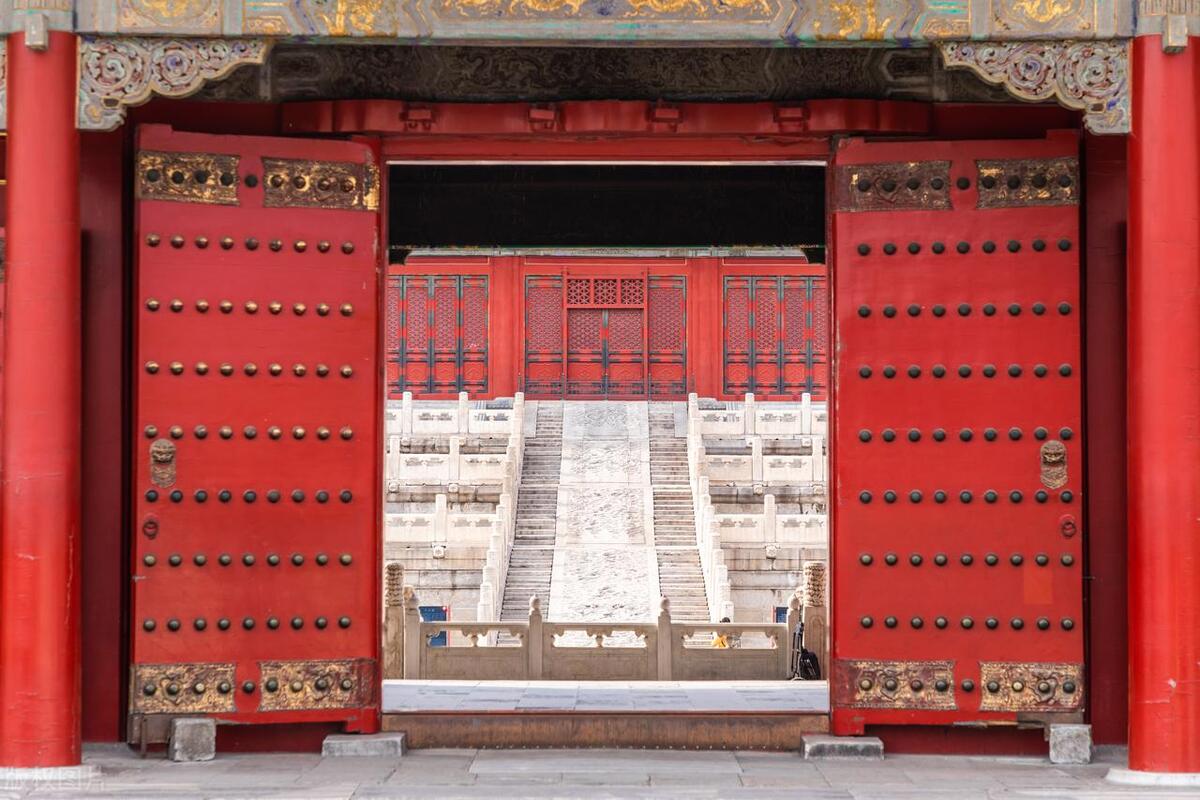 故宫为啥要用60吨猪血,故宫每年都要用到60吨猪血的原因