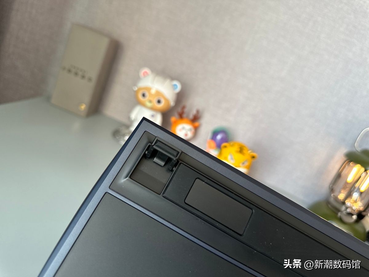 杜伽发布HiKeys双模机械键盘,杜伽银轴机械键盘评测