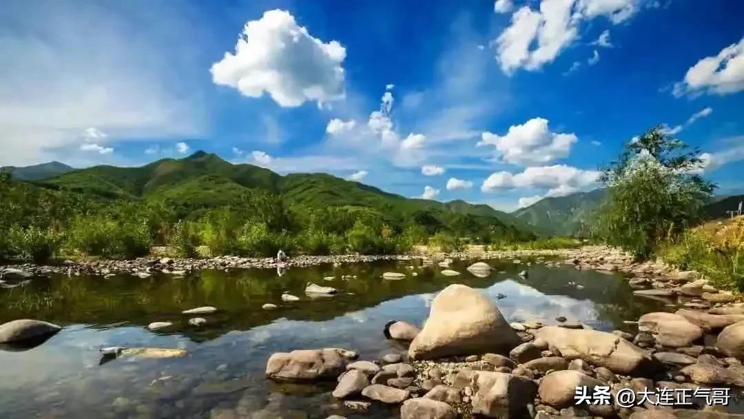 我们这支居住在大连庄河市步云山乡的于氏家族,是来自山东莱阳县