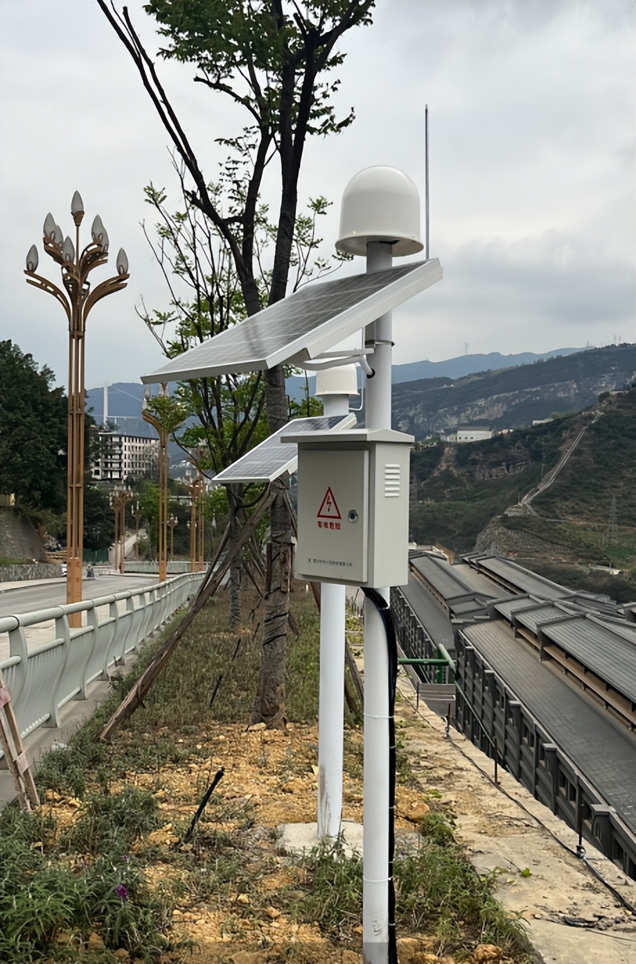 测力传感器设计技术原理及分析,测力传感器运用哪些效应