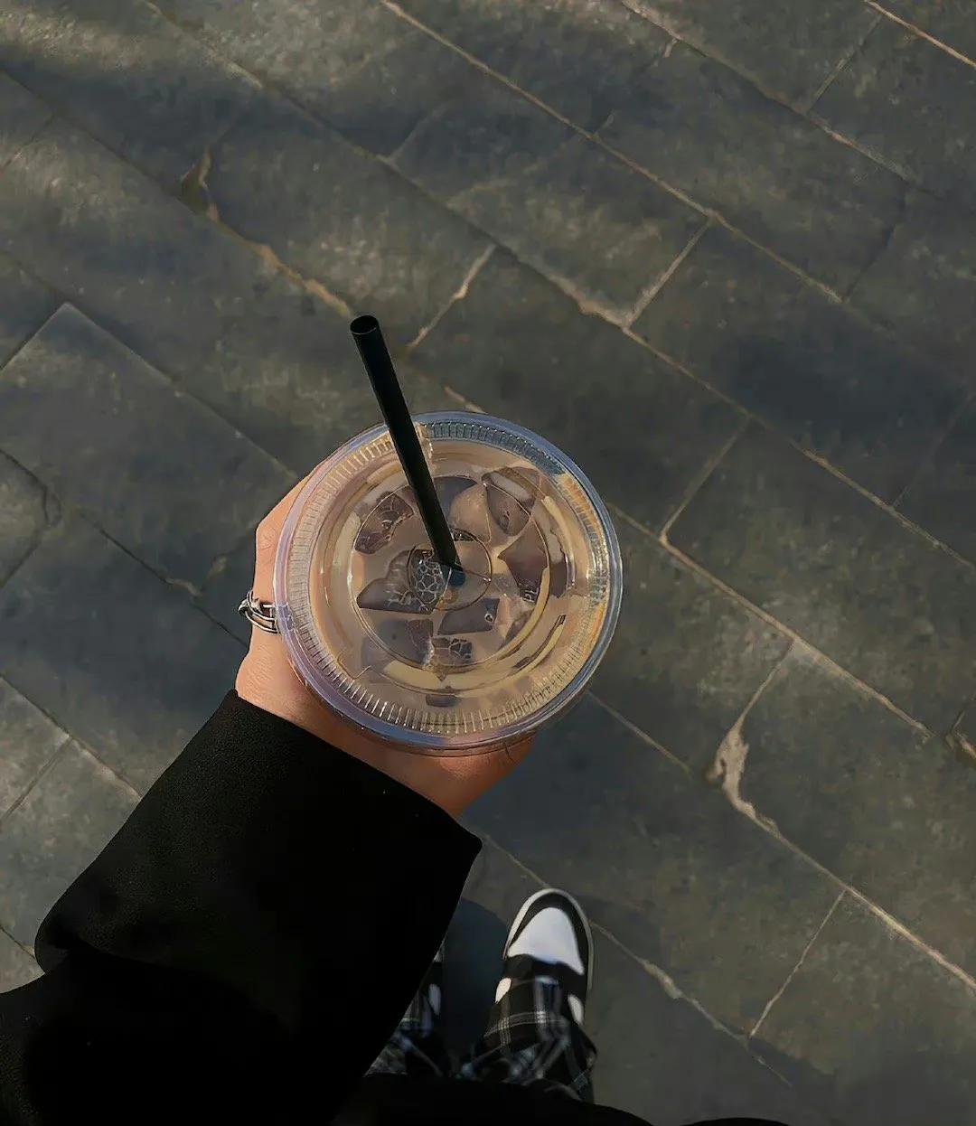 五一朋友圈好玩点的文案,人间温柔不虚此行文案