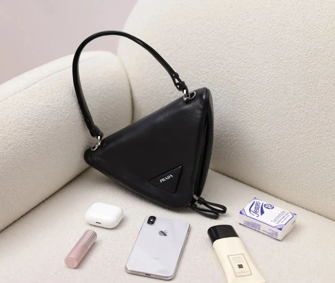 实用大牌包包大容量推荐平价,大容量有质感包包推荐