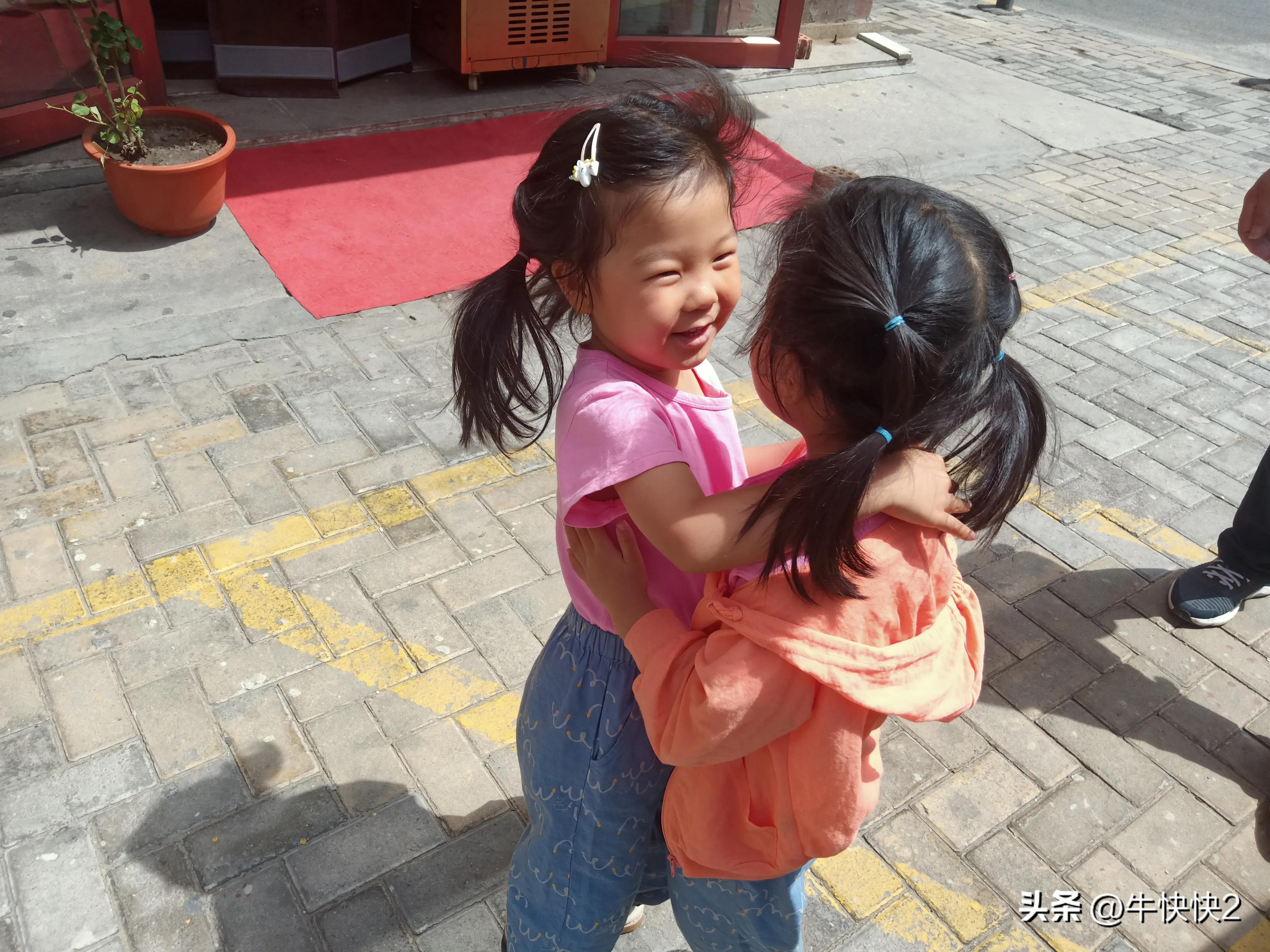 豆豆吃奶奶做的饭拉肚子后续,豆豆吃土豆丝认出母亲