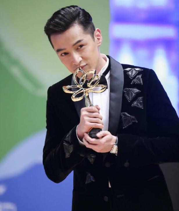 胡歌白玉兰提名几次,胡歌白玉兰奖什么时候的