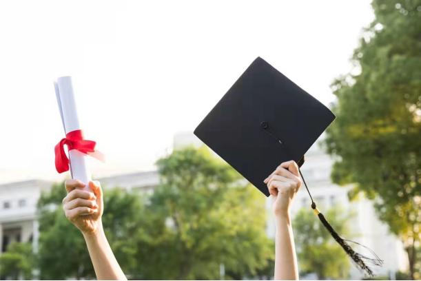 成考还有考的没,成考期末考试难吗