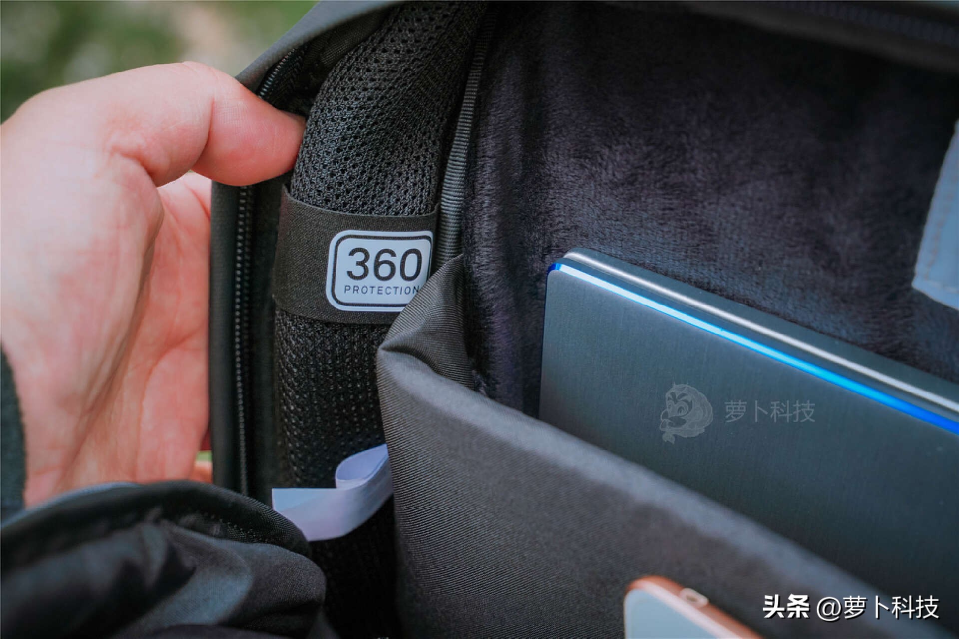 笔记本360°环绕保护，好看又能装，苹果合作品牌INCASE背包评测