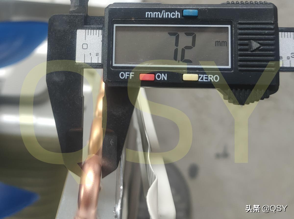 美的空调风尊旗舰版外机,美的空调风尊科技版拆解