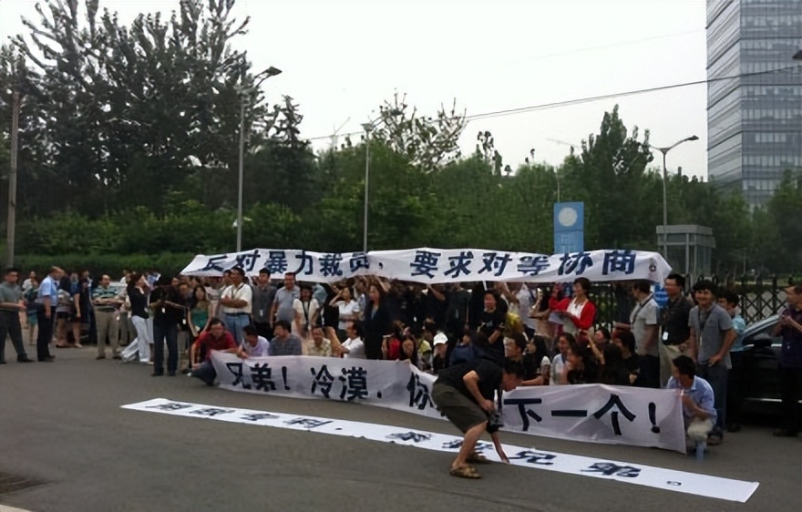 摩托罗拉手机发展史1983到2020,摩托罗拉手机发展历史