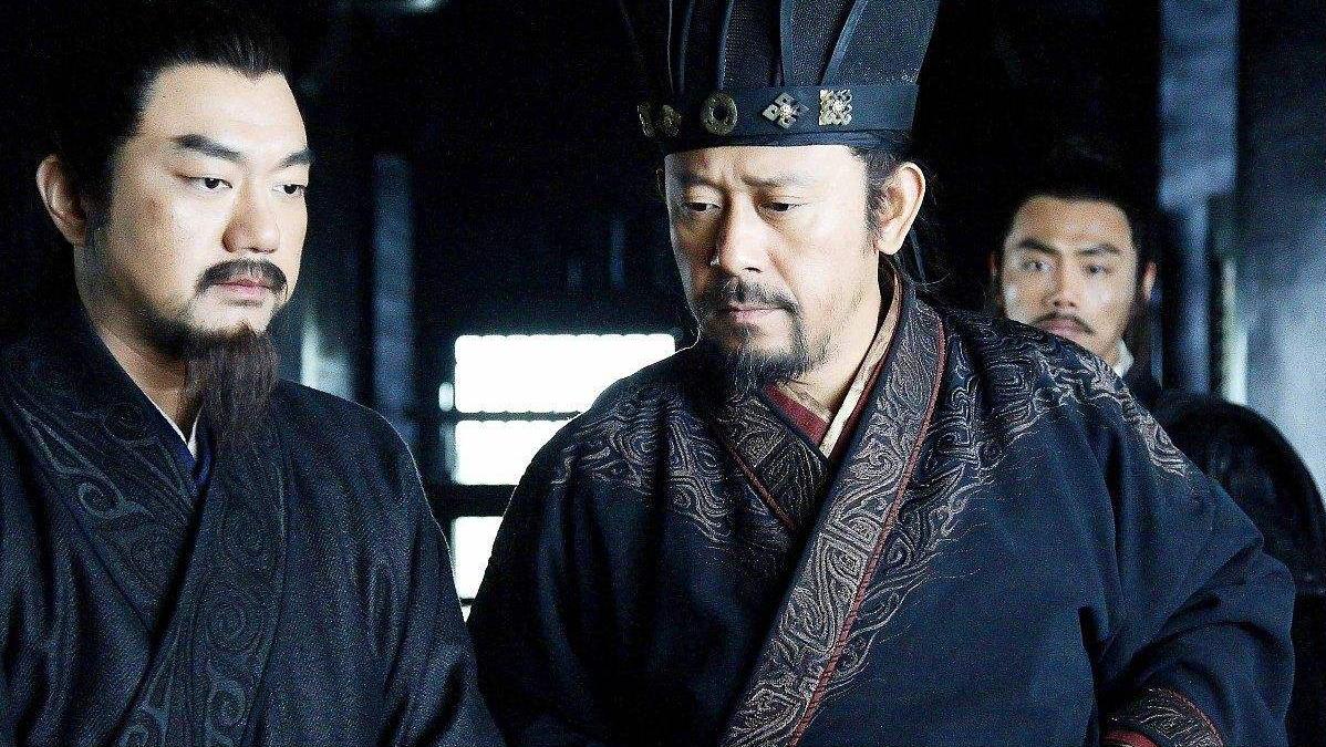 杜夫人和关羽谁漂亮,关羽曹操杜夫人