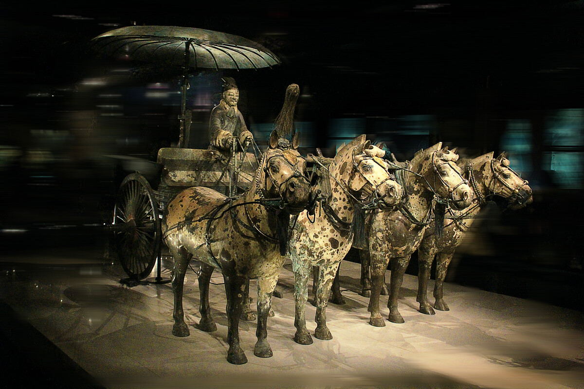 秦朝兵马俑与古代陶俑的艺术价值,秦朝兵马俑的设计简介及理念