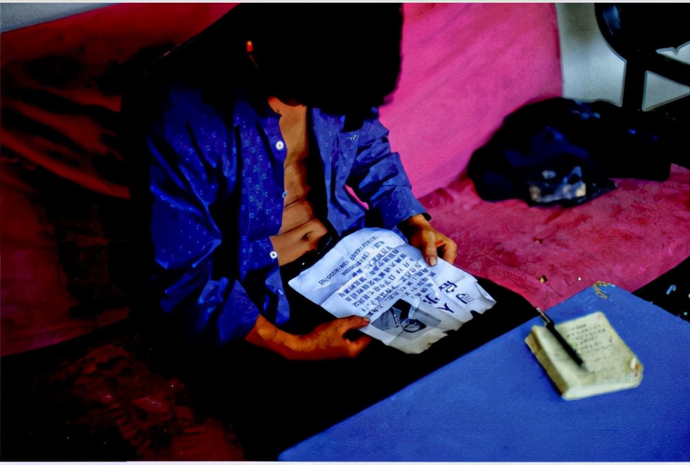 捞尸人夜晚捞尸全过程,民间真实的捞尸人