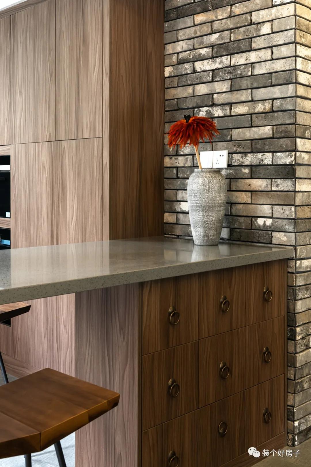 日本妹子把中式元素塞满屋，引全网调侃：您是被哪个东北人带大的